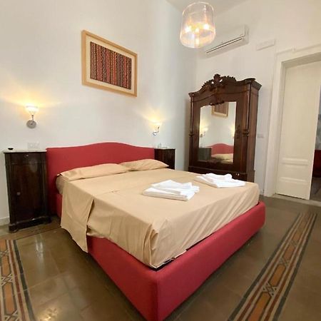 Bed and Breakfast Al Teatro Реджо-ди-Калабрия Экстерьер фото